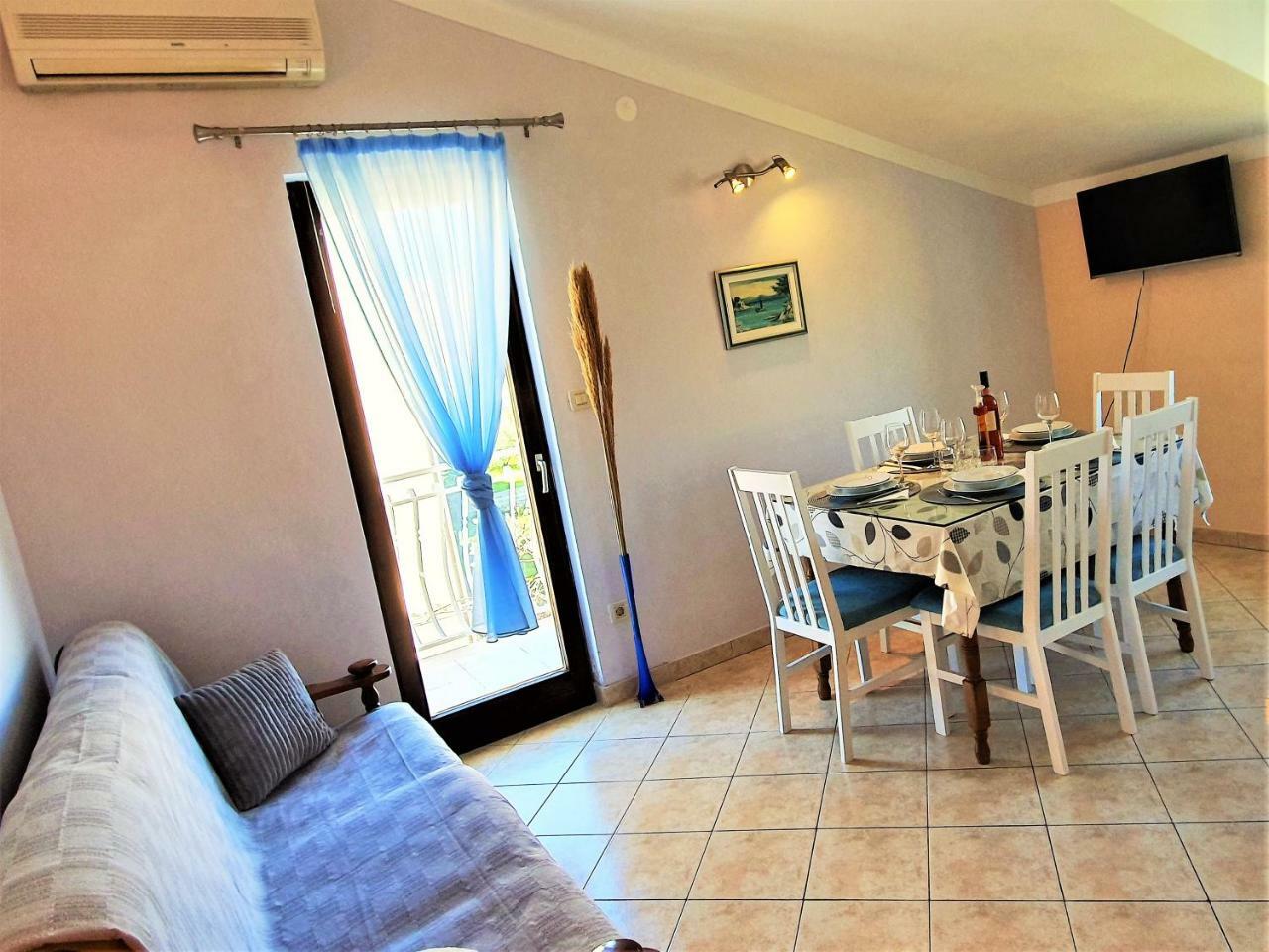 Click In Apartment Stobrec Next To Split Eksteriør billede