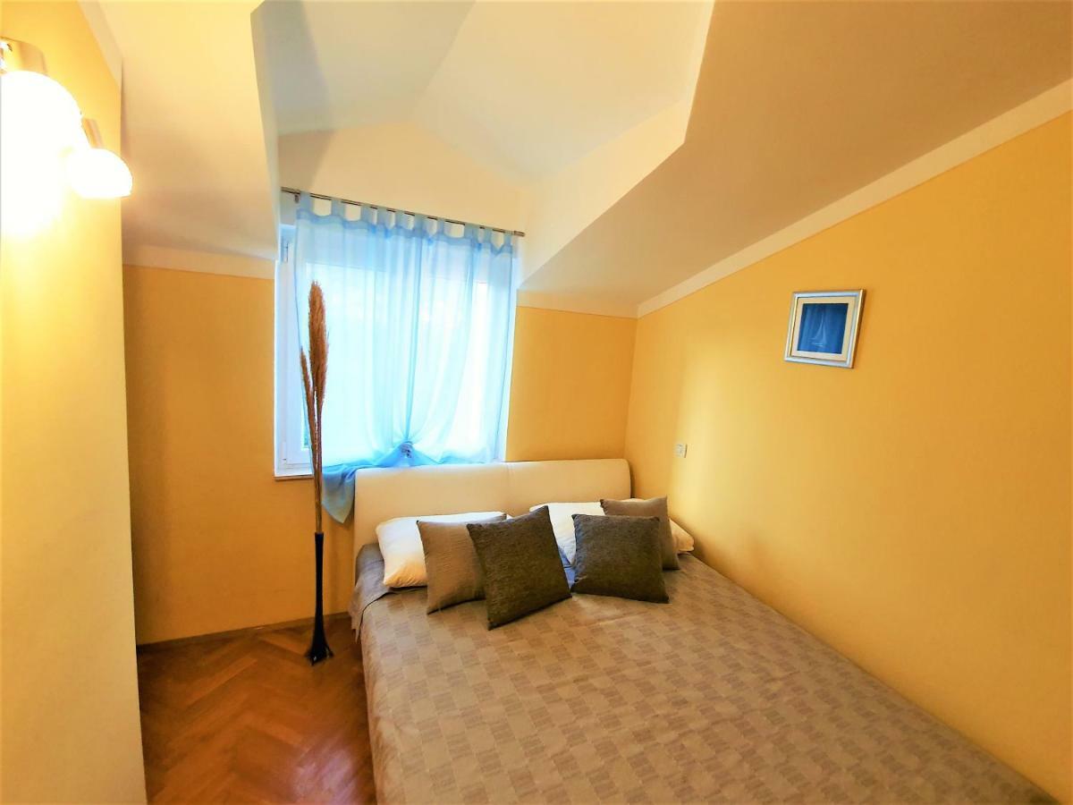 Click In Apartment Stobrec Next To Split Eksteriør billede